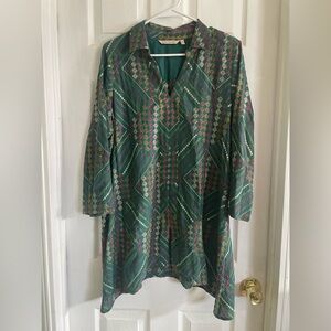 Soft Surroundings Terrare Tunic Shirt green embroidered roll-tab sleeves size M